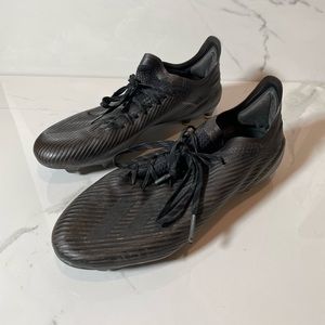 Soccer cleats: adidas x 19.1 fg black